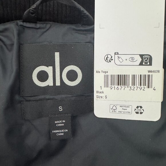 Alo Yoga Ribbed Velour Mountain Side Puffer Vest NWT, SOLD OUT, Size S - Picture 12 of 16